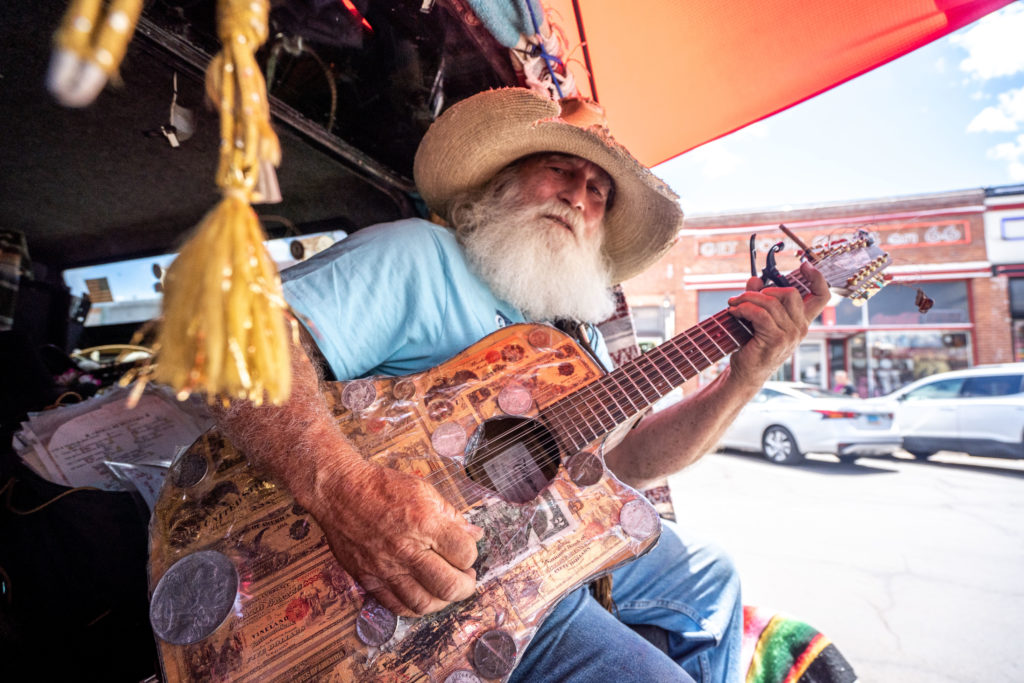 Daniel Volkart busking Williams, AZ