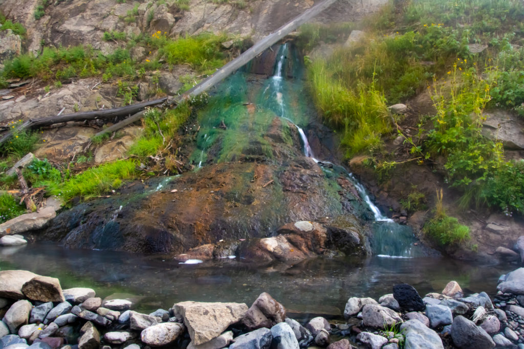 rainbow hot springs natural