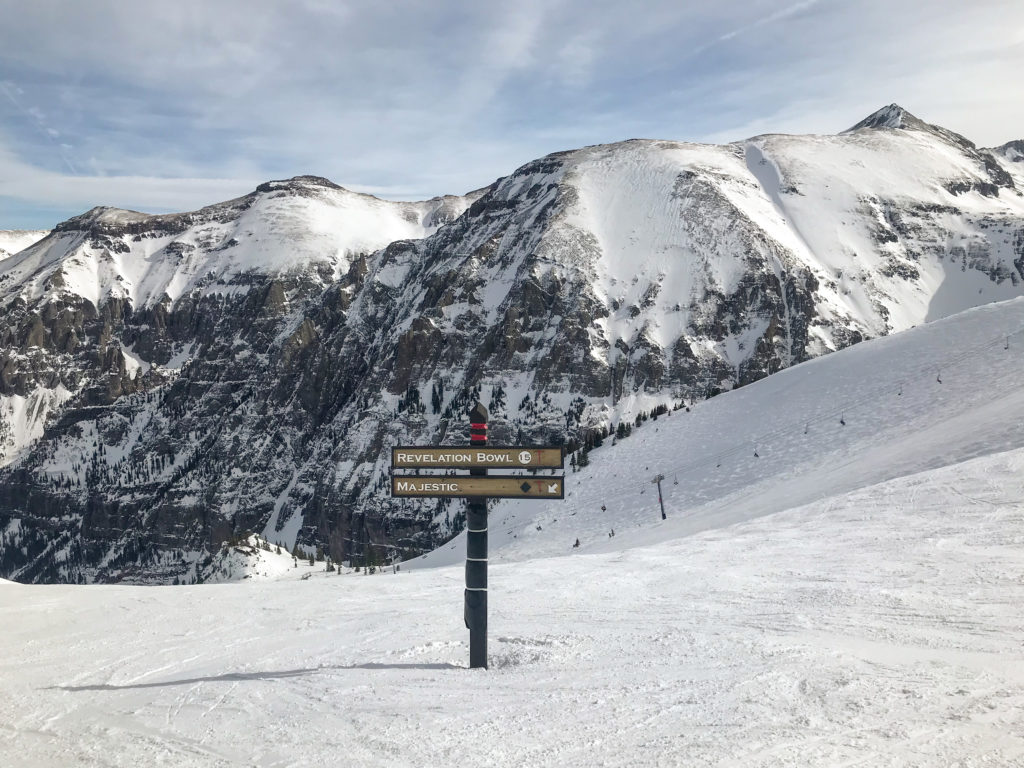 telluride ski resort covid tips trail sign